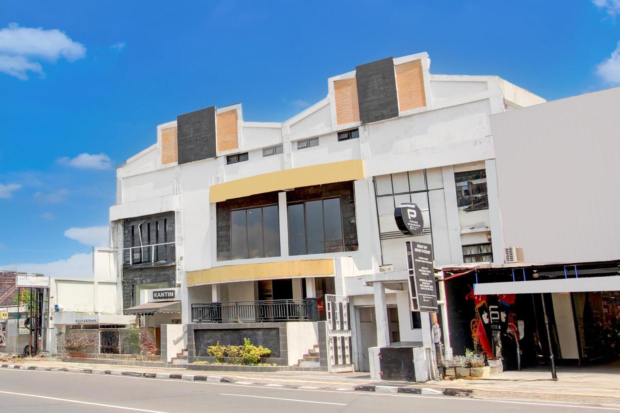 Collection O Simpang Lima Near Simpang Lima Formerly Eben Haezer Hotel 3*